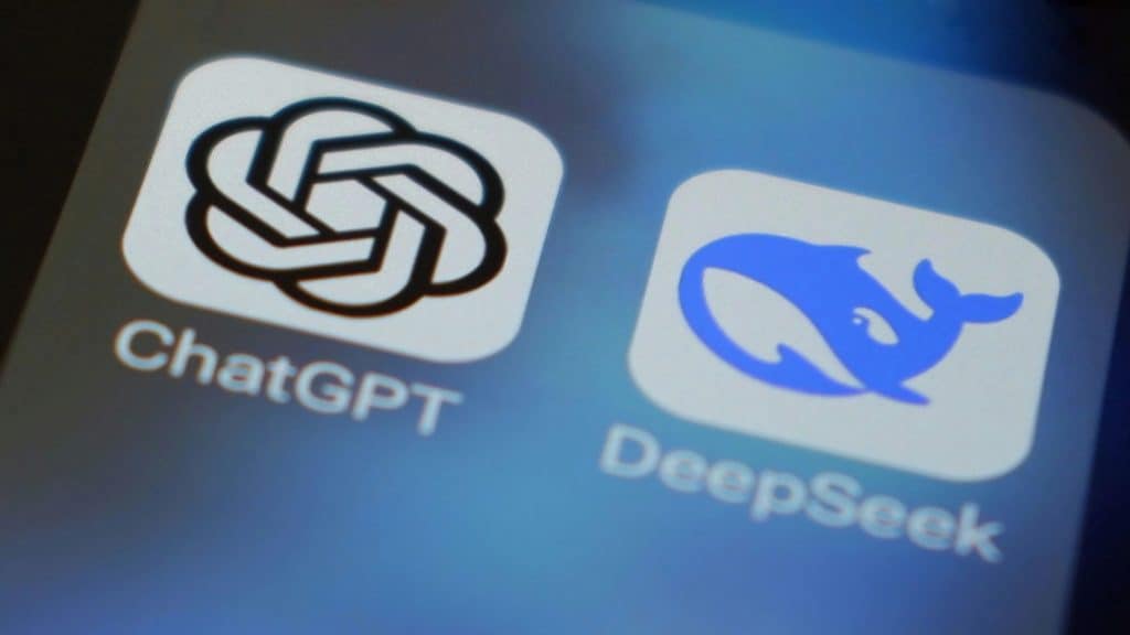 Ícones dos aplicativos do ChatGPT e do DeepSeek na tela inicial de iPhone