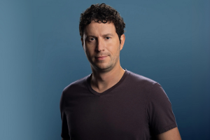 Foto de Daniel Nadler, cofundador e CEO da OpenEvidence